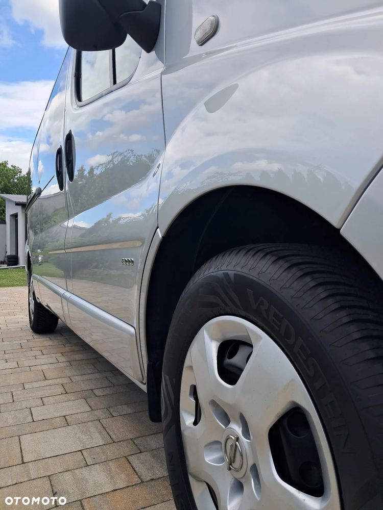Opel Vivaro L2H1 2.9t - 32