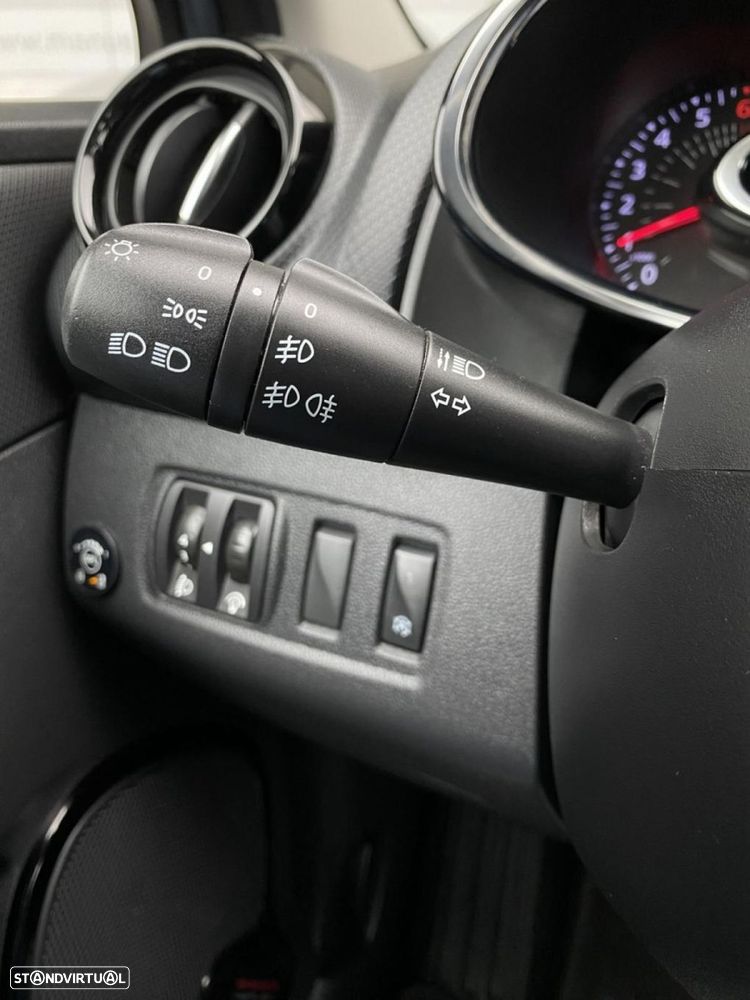 Renault Clio 0.9 TCe Limited Bi-Fuel - 14