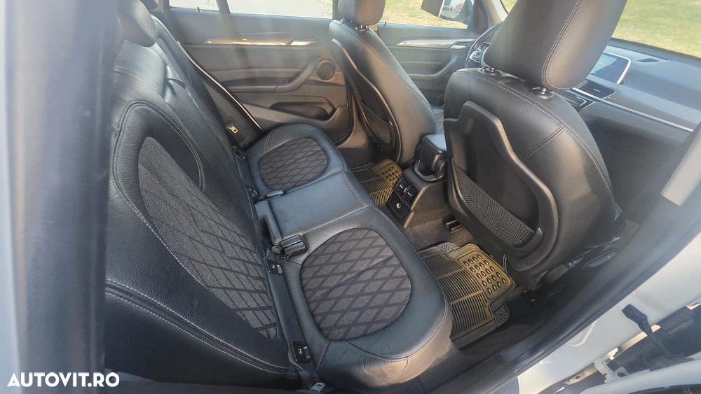 BMW X1 sDrive18d Aut. xLine - 26