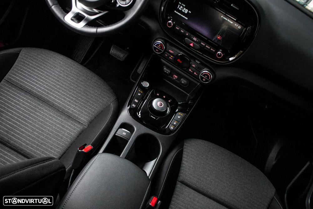 Kia e-Soul Vision - 40