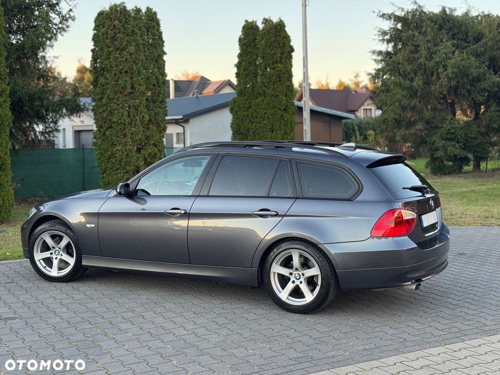 BMW Seria 3 318i - 20