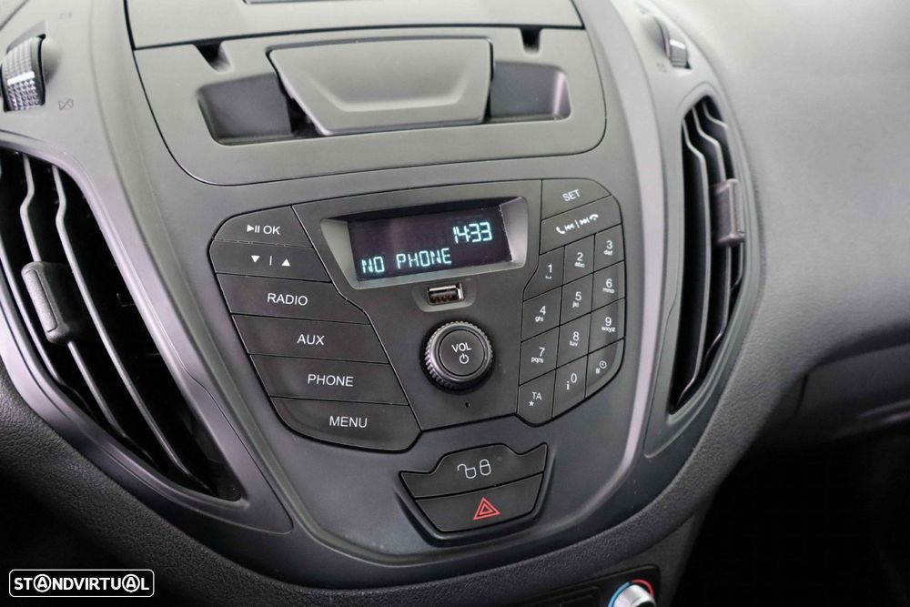 Ford Tourneo Courier 1.5 TDCi Ambiente - 19