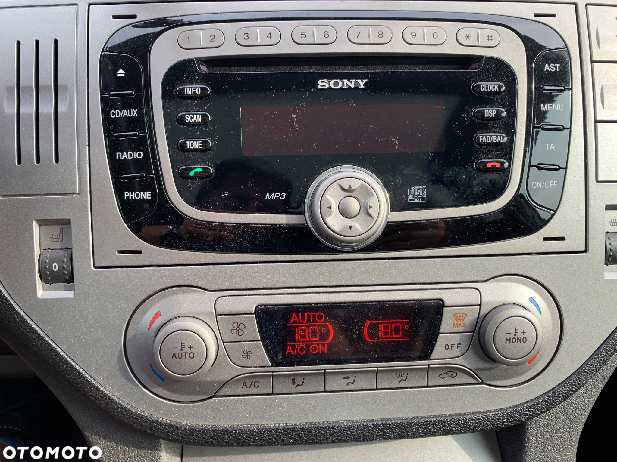 Ford Kuga 2.0 TDCi 4WD Titanium - 22