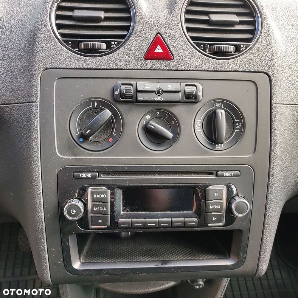Volkswagen Caddy Comfortline BMT - 9