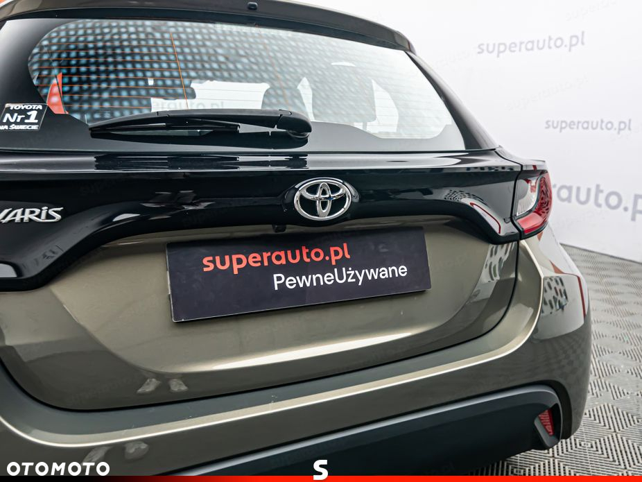 Toyota Yaris 1.5 Comfort - 24