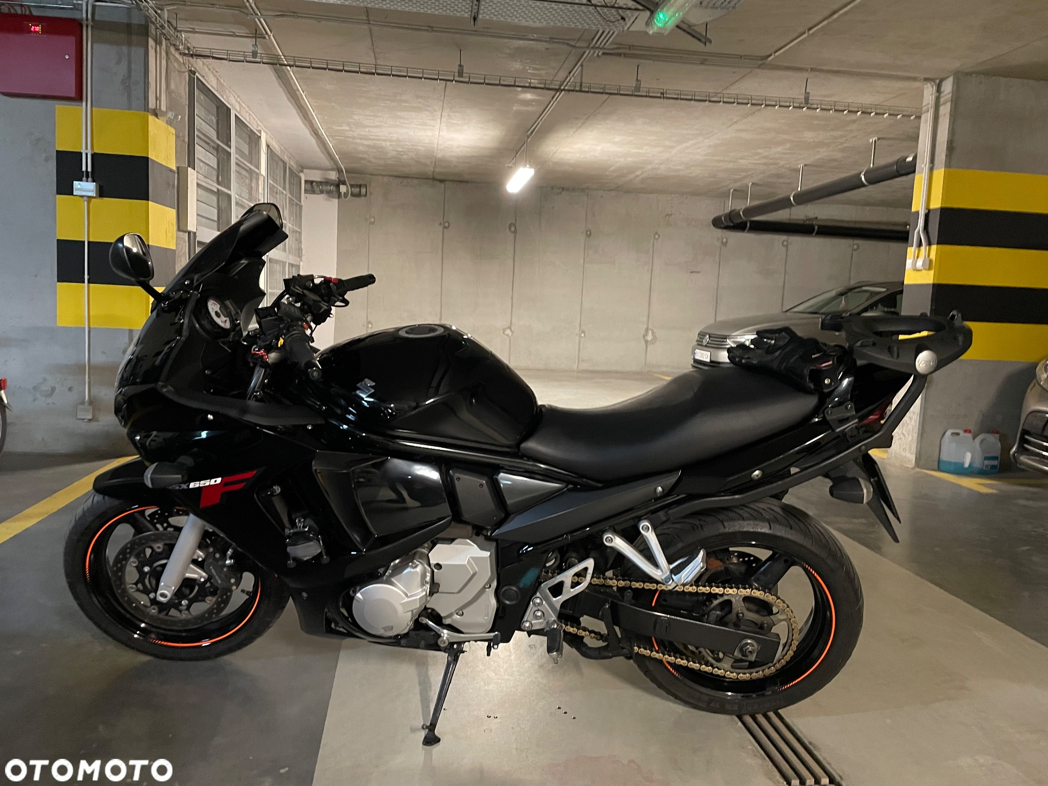 Suzuki GSX - 3