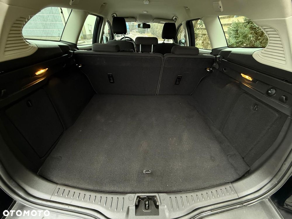 Ford Focus 1.5 EcoBlue Start-Stopp-System COOL&CONNECT - 38