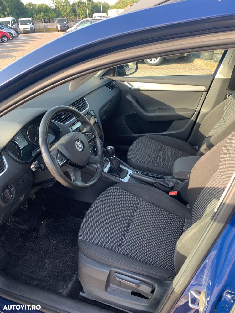 Skoda Octavia 1.6 TDI Classic - 8
