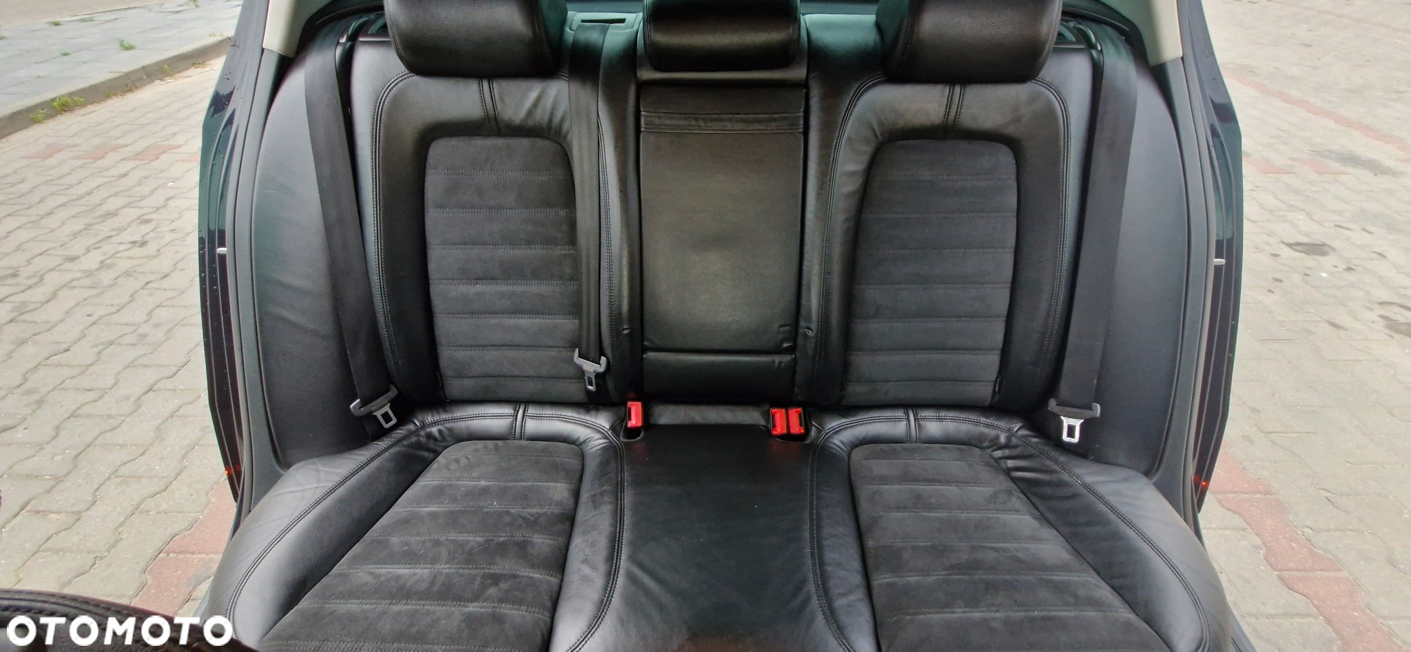 Volkswagen Passat 2.0 TDI Highline - 22