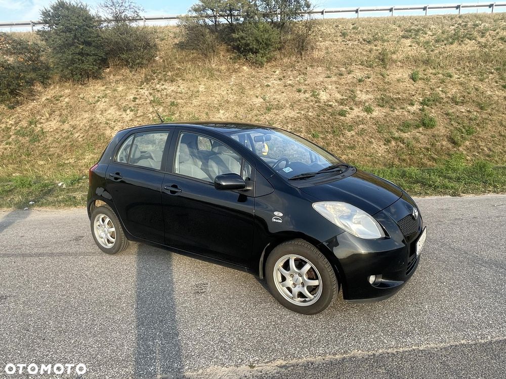 Toyota Yaris 1.3 Luna A/C - 4