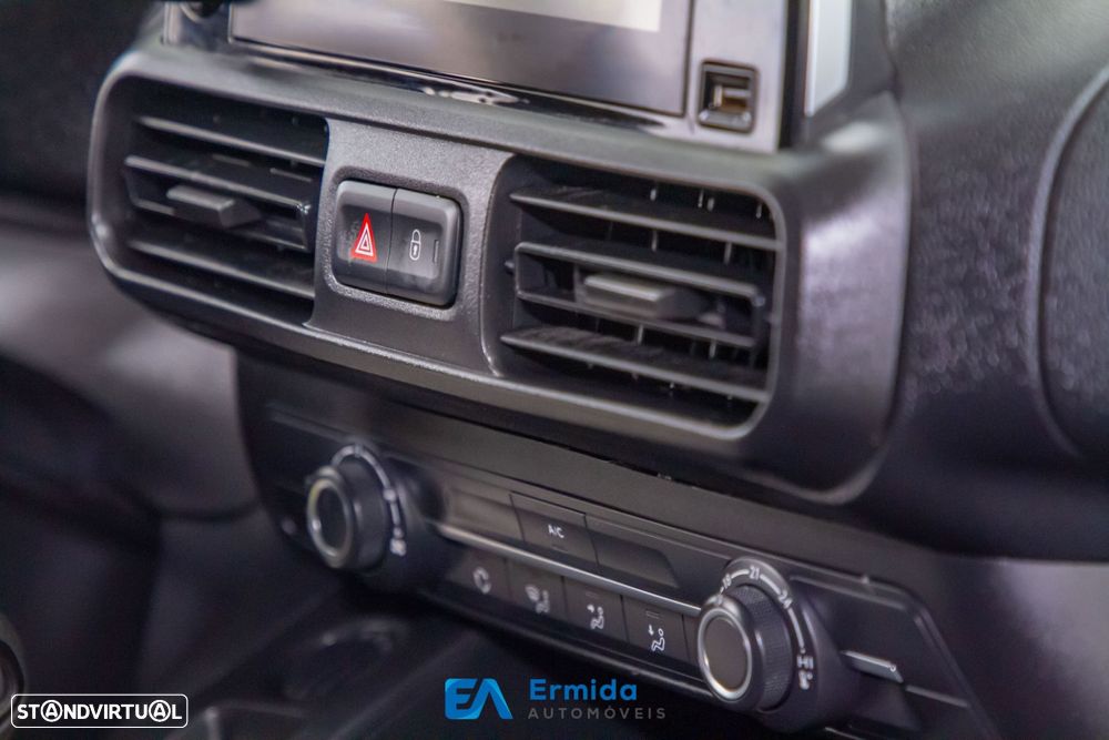 Peugeot Partner 1.5 BlueHDi Asphalt Standard - 32