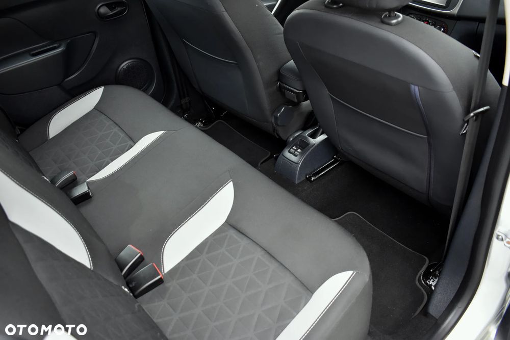 Dacia Sandero Stepway dCi 90 (S&S) Essential - 38