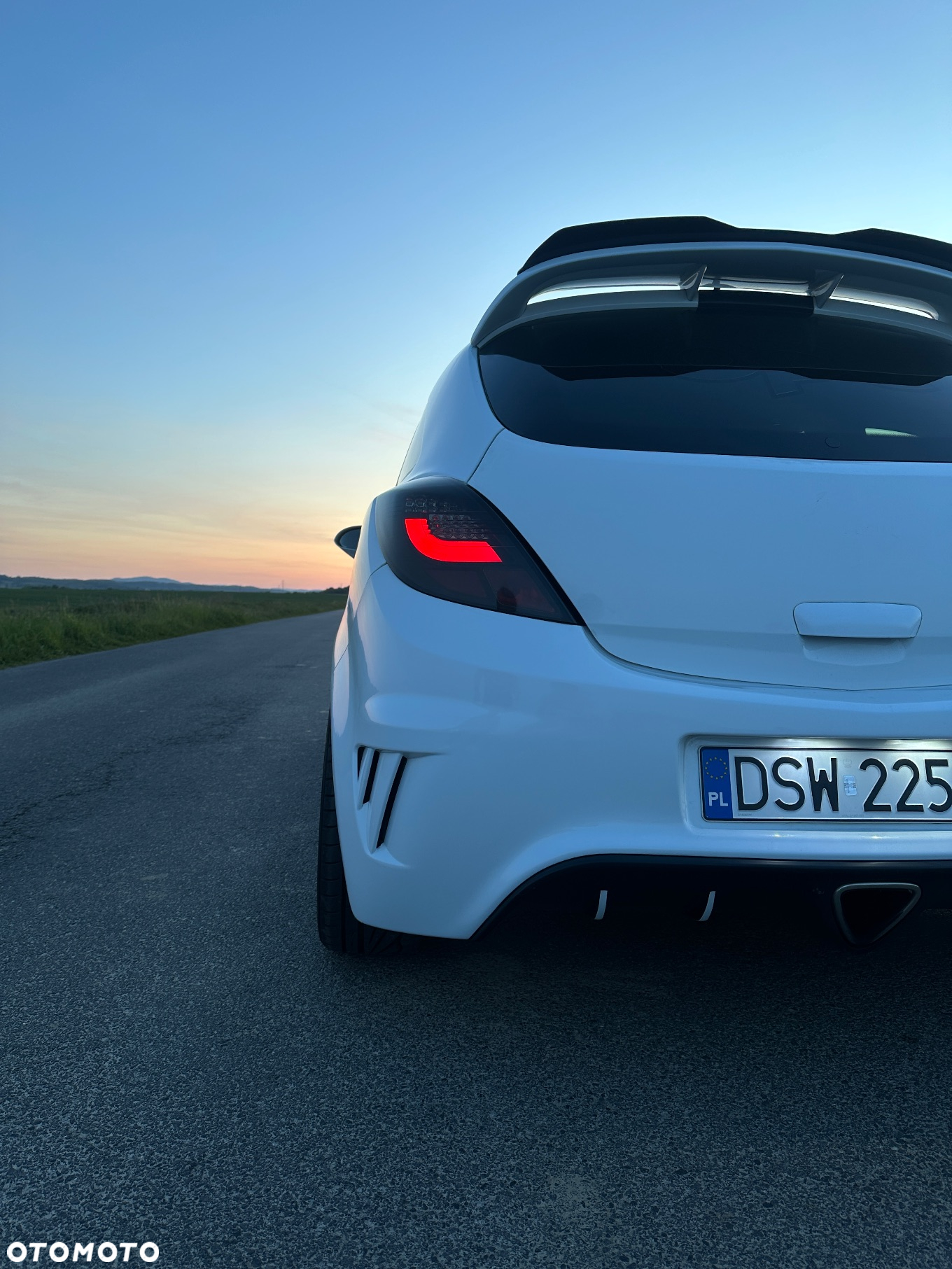 Opel Corsa 1.6 Turbo OPC - 3