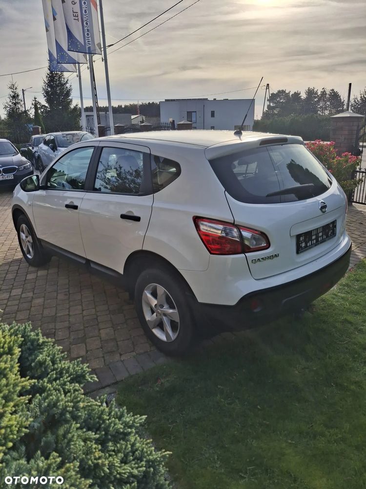 Nissan Qashqai 1.6 visia - 4