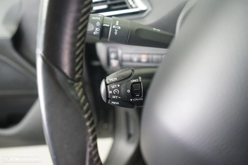 Peugeot 308 SW 1.2 PureTech Business Line - 22