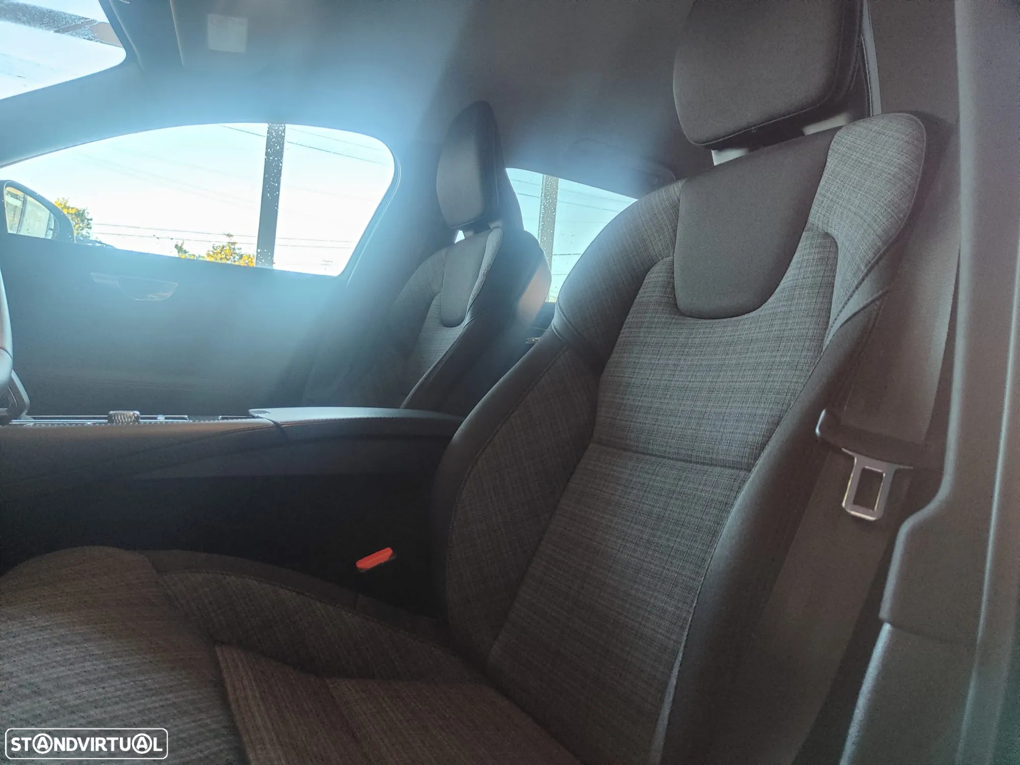 Volvo V60 2.0 T6 AWD TE Inscription Expression - 25