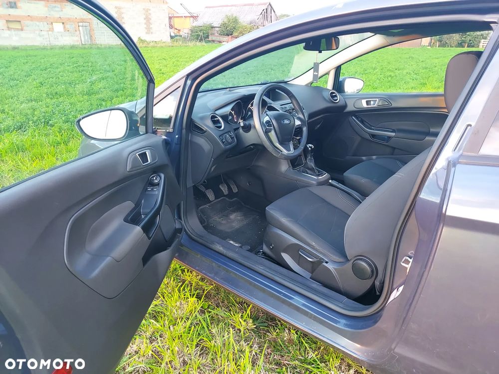 Ford Fiesta - 11