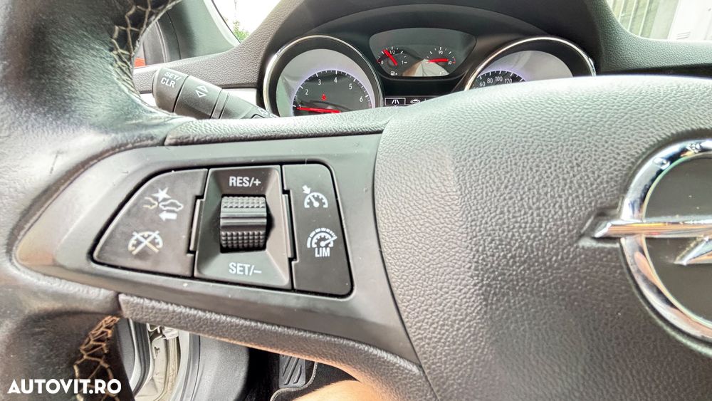 Opel Astra 1.4 Turbo Start/Stop CVT Elegance - 12