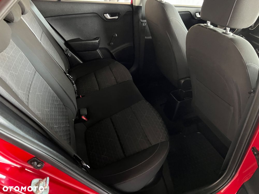Kia Rio - 29