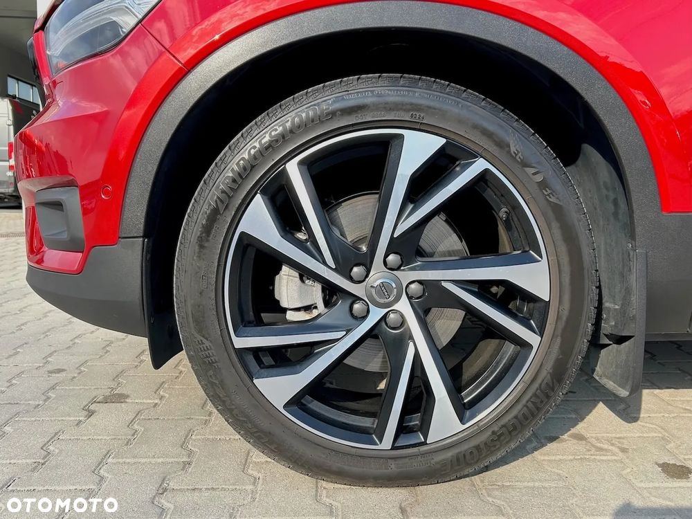 Volvo XC 40 T5 AWD R-Design - 8