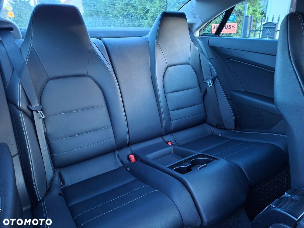 Mercedes-Benz Klasa E 350 CGI BlueEff - 24