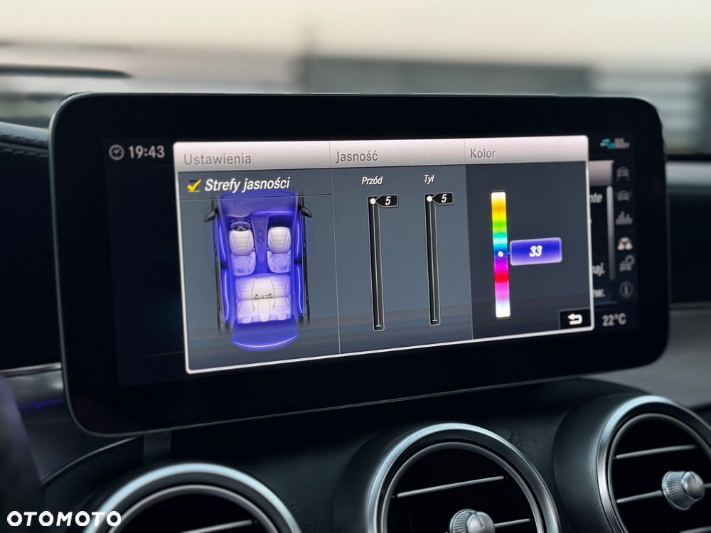 Mercedes-Benz Klasa C 220 d 4MATIC 9G-TRONIC - 34