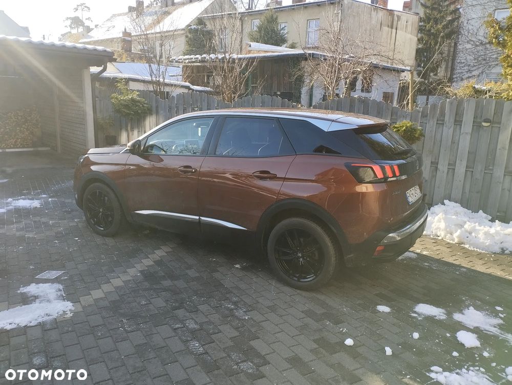 Peugeot 3008 1.2 PureTech Allure S&S - 24