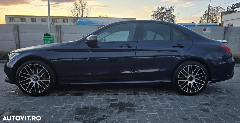 Mercedes-Benz C - 11