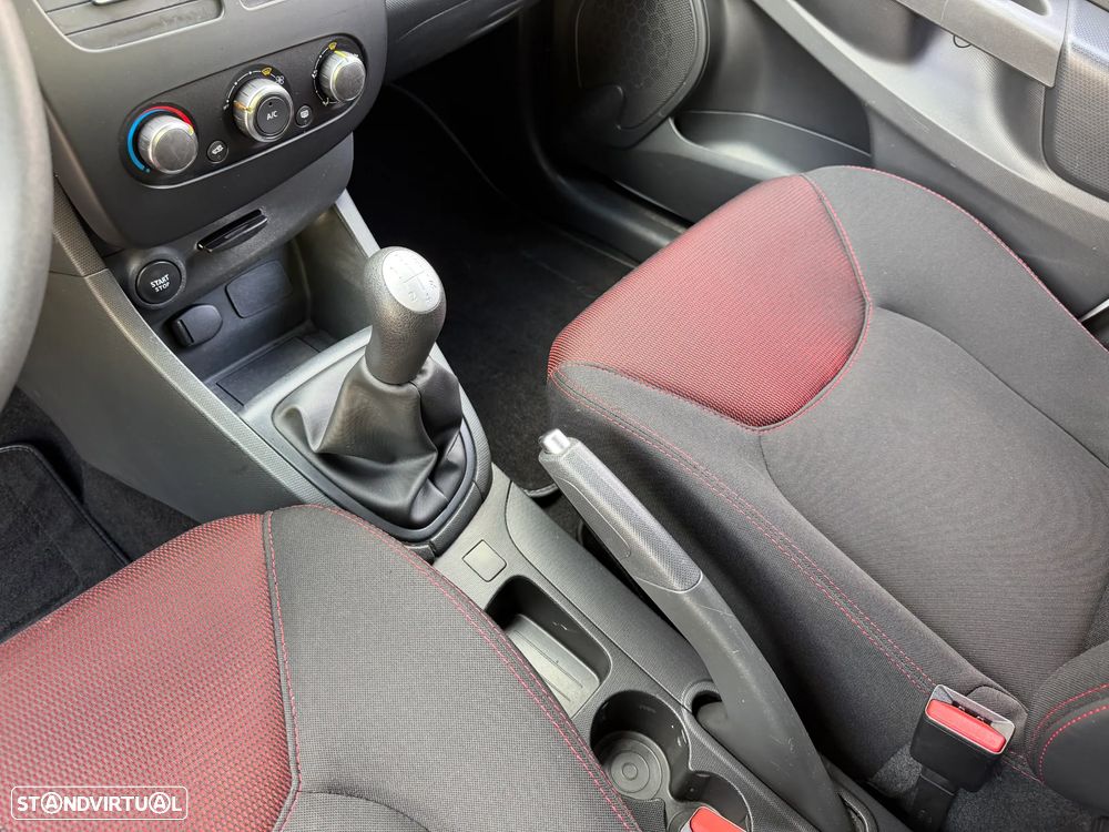 Renault 1.5 DCI AC Van - 16