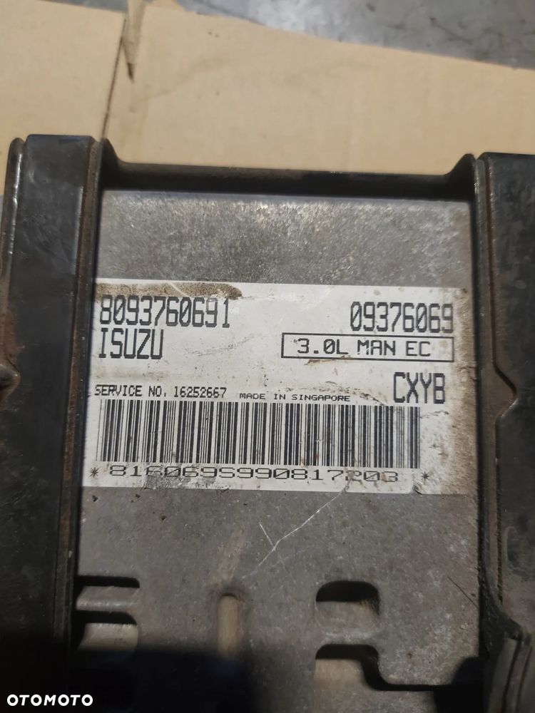 Komputer sterownik Isuzu Trooper 3.0 dti 09376069 8093760691 - 2