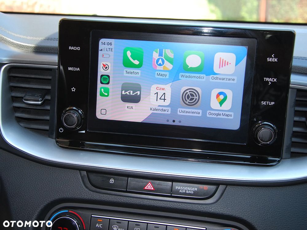 Kia Ceed - 8