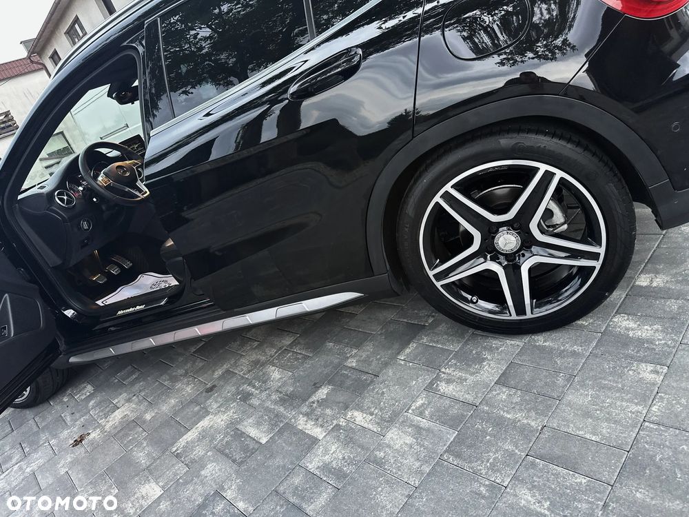 Mercedes-Benz GLA 200 AMG Line - 39