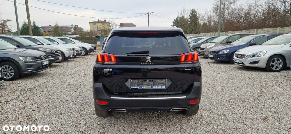 Peugeot 5008 - 9