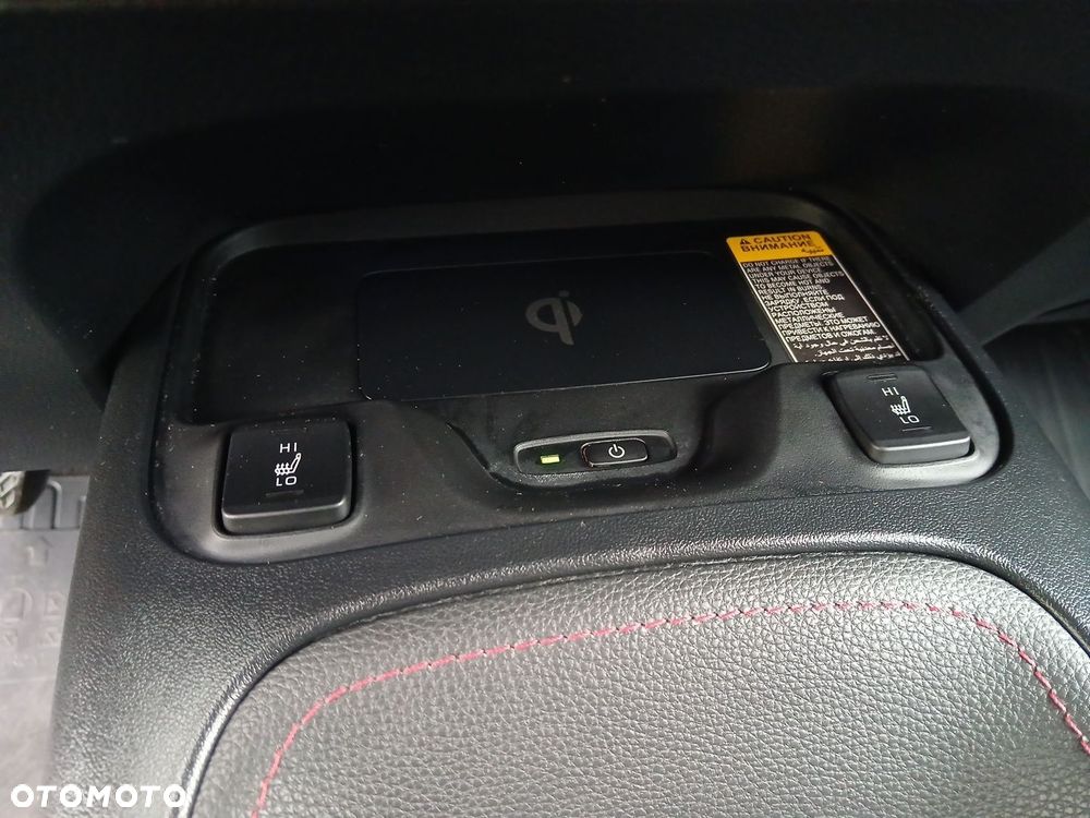 Toyota Corolla 1.8 Hybrid GPF Executive - 35