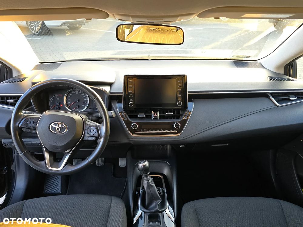 Toyota Corolla 1.6 Comfort - 10