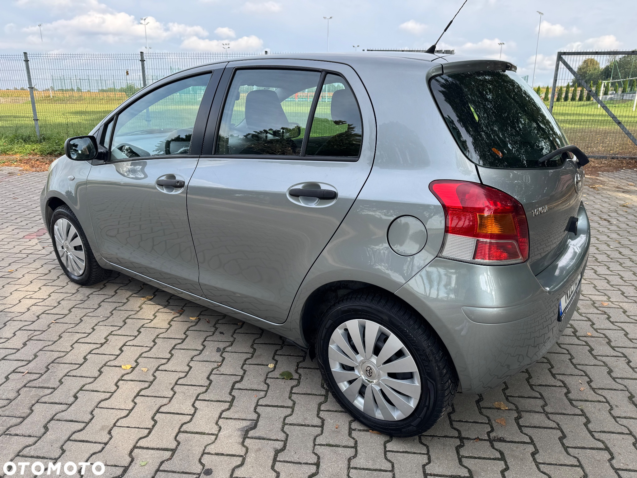Toyota Yaris - 13