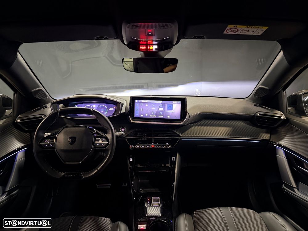 Peugeot e-208 GT - 8