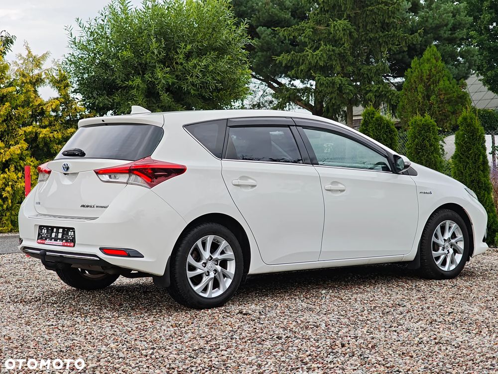 Toyota Auris 1.8 HSD Prestige NAVI - 12