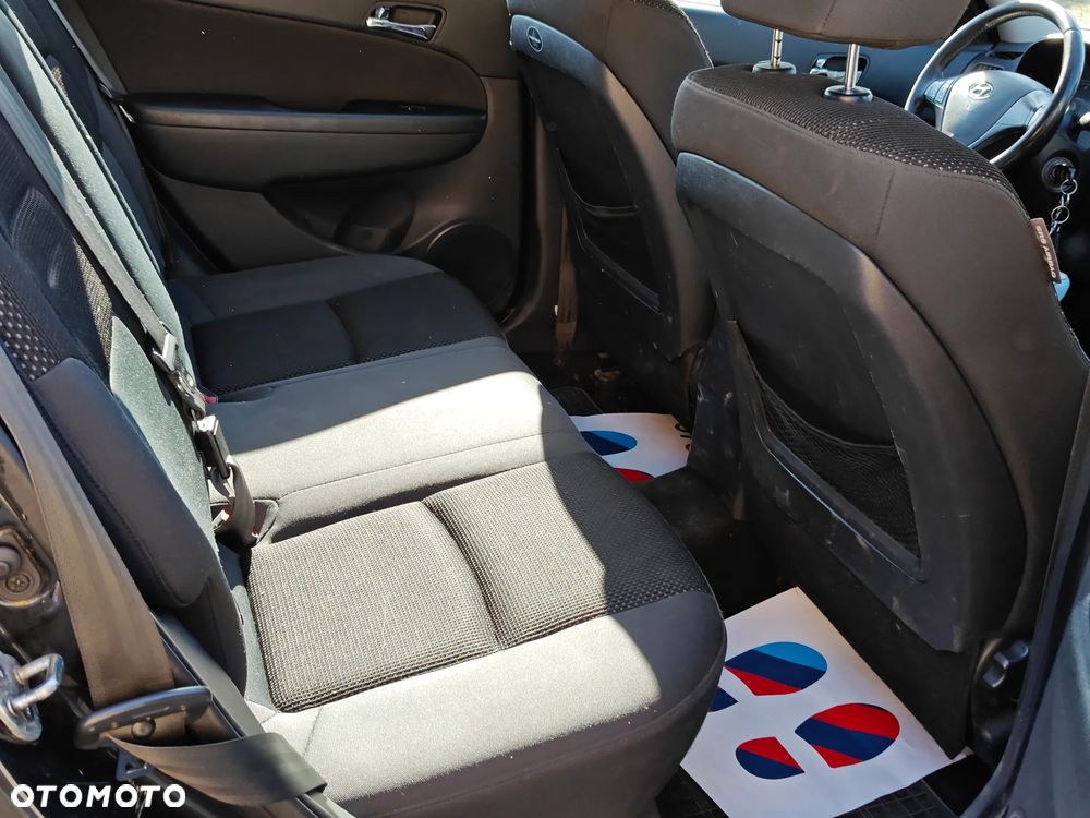 Hyundai i30 1.6 Seasons - 8