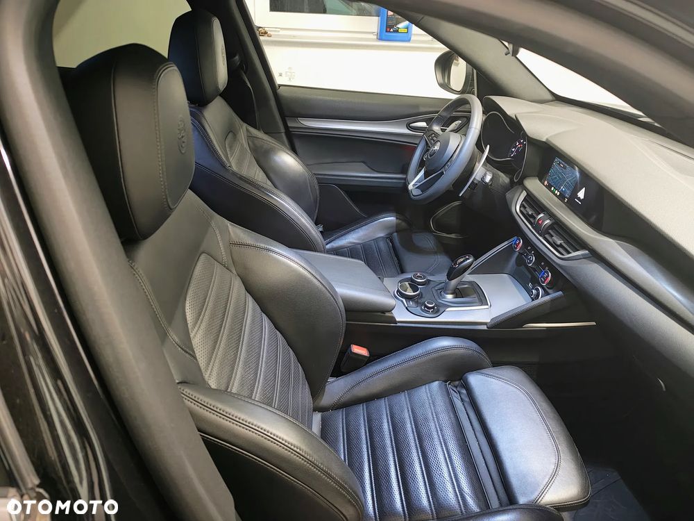 Alfa Romeo Stelvio 2.0 Turbo Super Q4 - 9
