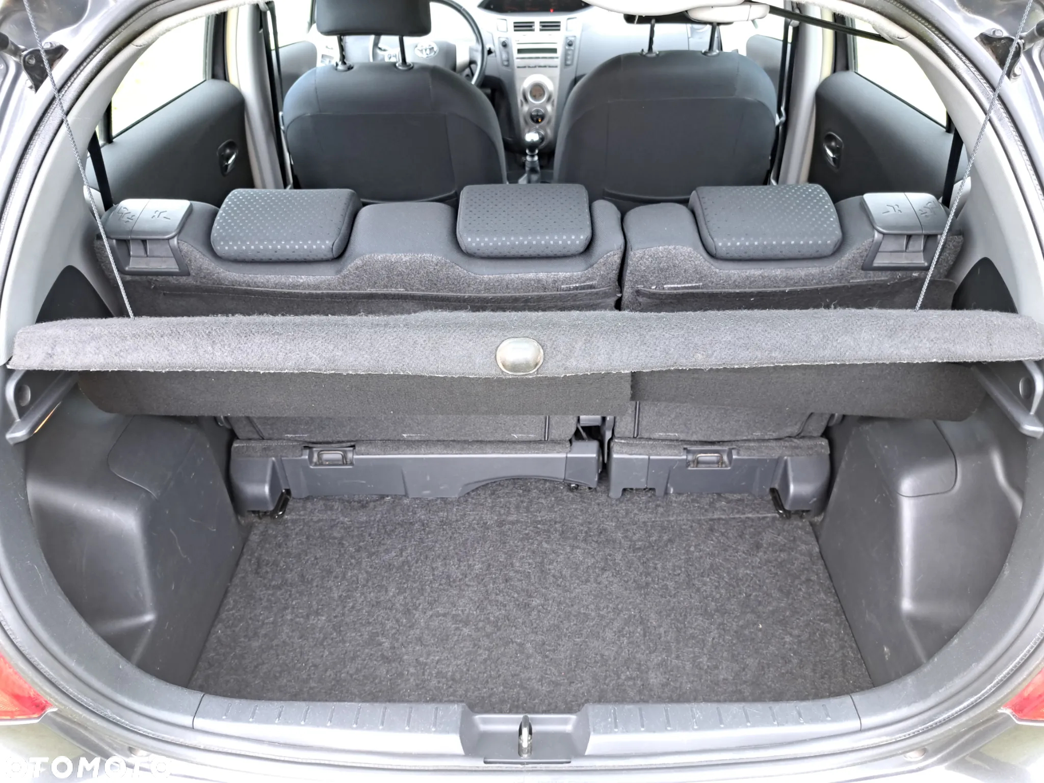 Toyota Yaris - 16