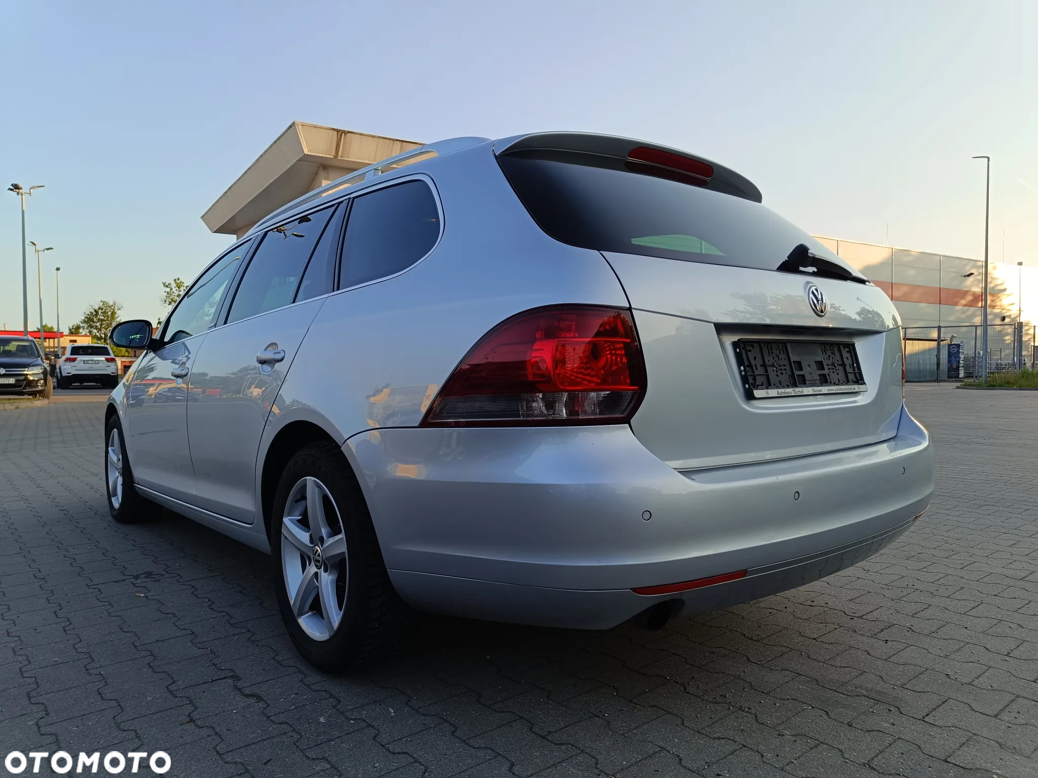 Volkswagen Golf Variant 1.6 TDI DPF Style - 7