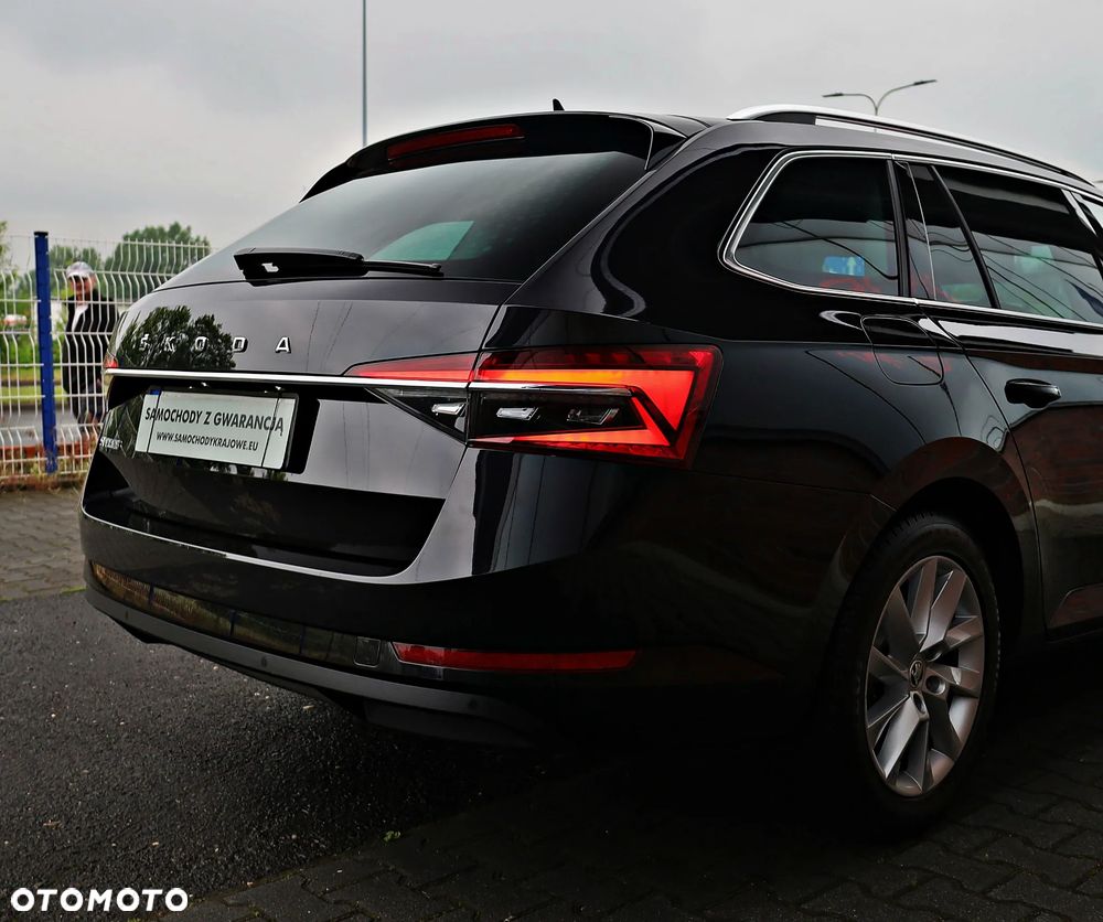 Skoda Superb 2.0 TDI SCR Ambition DSG - 16