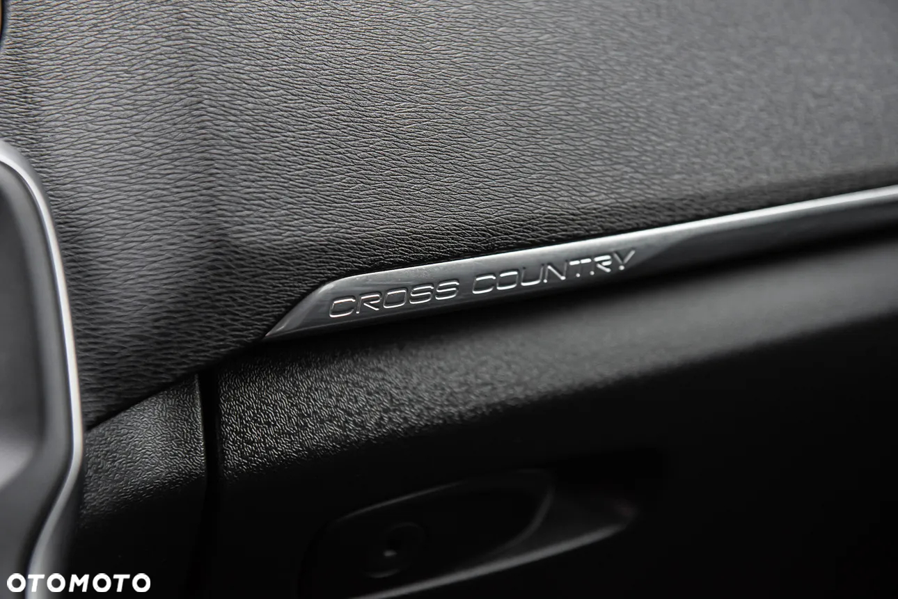 Volvo V40 Cross Country - 27