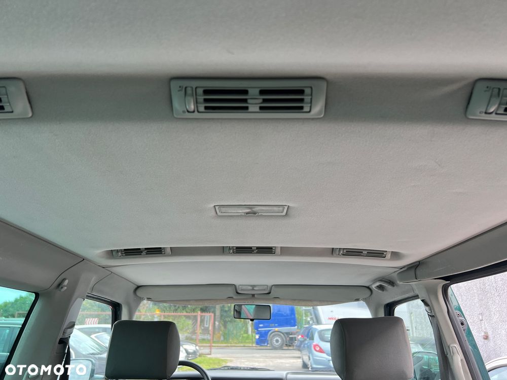 Volkswagen Multivan - 18