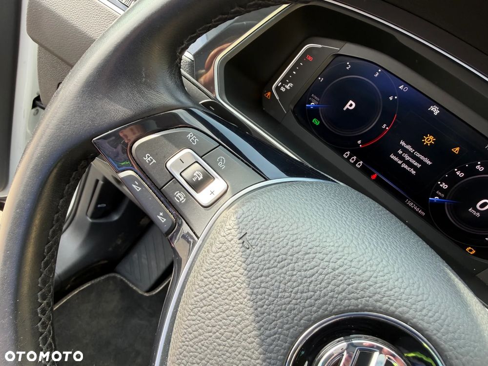 Volkswagen Tiguan - 26