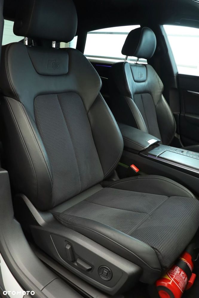 Audi A7 Sportback - 13