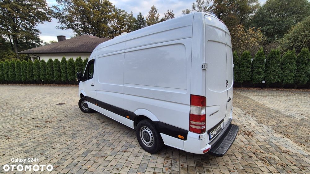 Mercedes-Benz Sprinter - 4