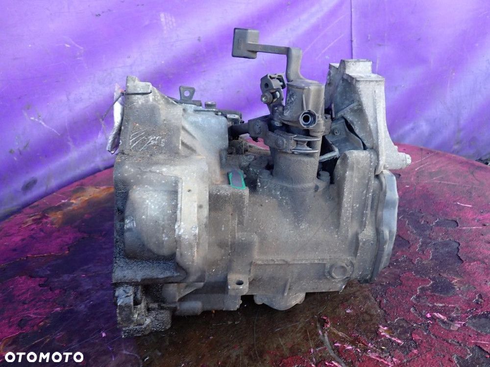 VW GOLF IV (1,8T AGU 150KM HB 5D) SKRZYNIA BIEGÓW ECW  AGU ECW - 4