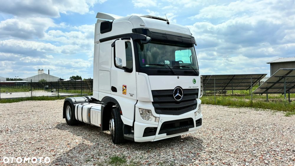 Mercedes-Benz Actros - 2